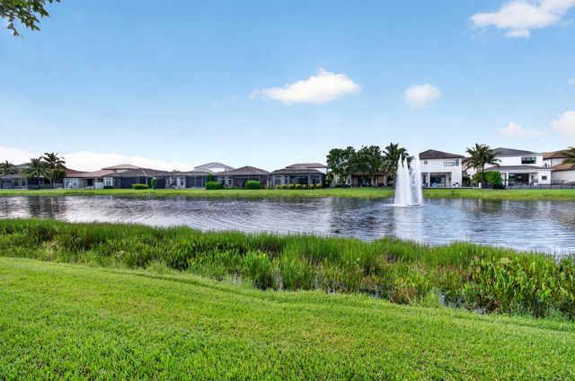 9788 Bozzano Drive, Delray Beach, FL 33446