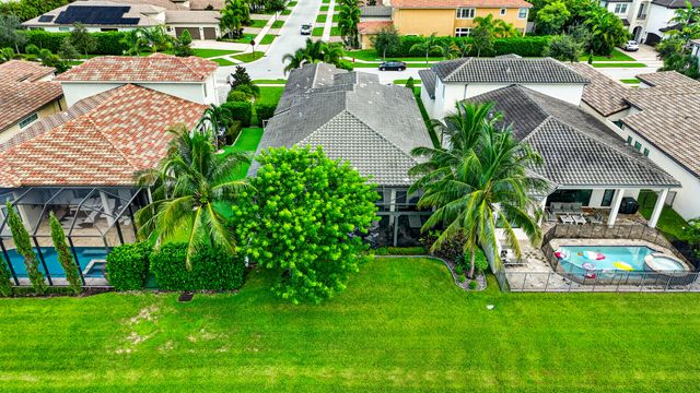 9788 Bozzano Drive, Delray Beach, FL 33446