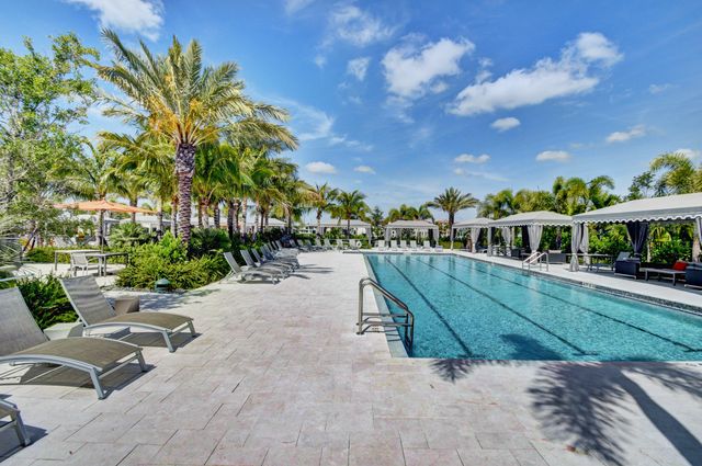 9788 Bozzano Drive, Delray Beach, FL 33446