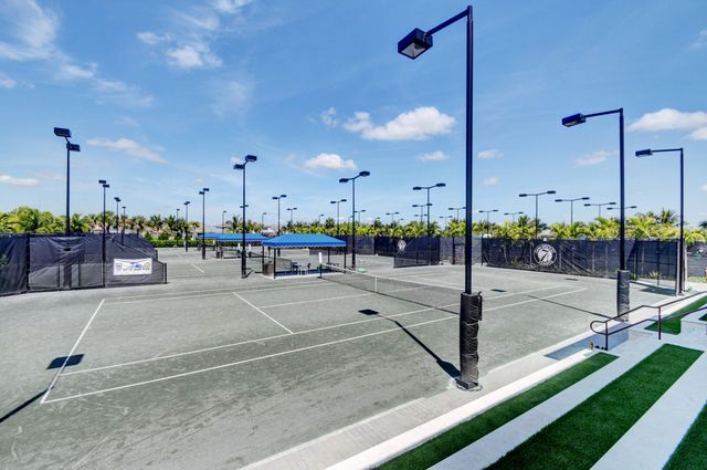 9788 Bozzano Drive, Delray Beach, FL 33446