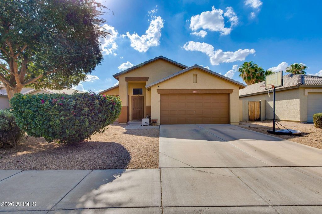 15534 N 136TH Lane, Surprise, AZ 85374 — photo 4