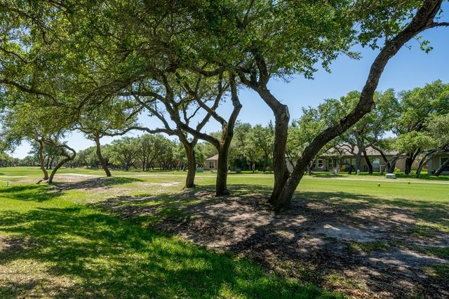 209 Forest Hills 120, Rockport, TX 78382