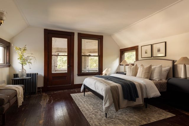4 Hurlbut Street, Cambridge, MA 02138