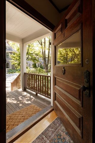 4 Hurlbut Street, Cambridge, MA 02138