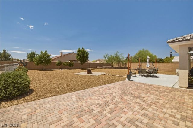 4951 East Parkwood Drive, Pahrump, NV 89061