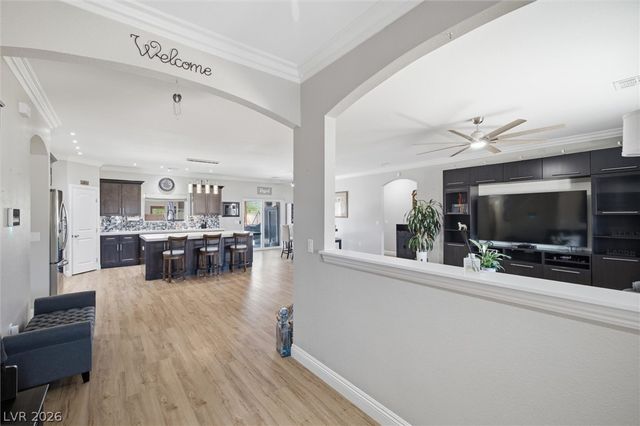 4951 East Parkwood Drive, Pahrump, NV 89061