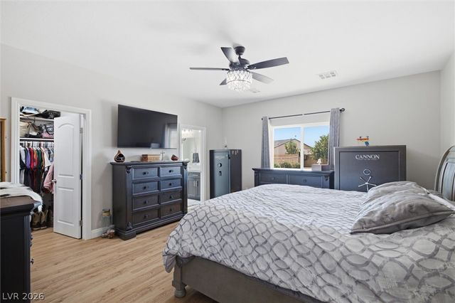 4951 East Parkwood Drive, Pahrump, NV 89061