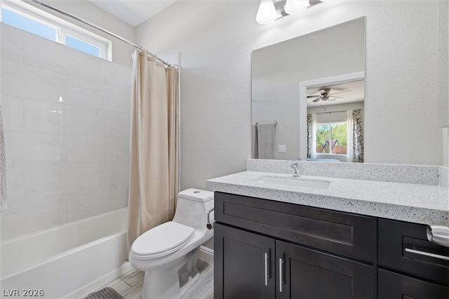 4951 East Parkwood Drive, Pahrump, NV 89061