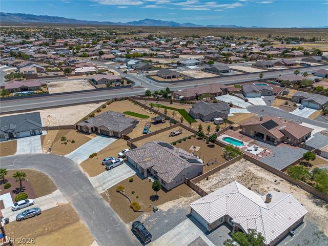 4951 East Parkwood Drive, Pahrump, NV 89061