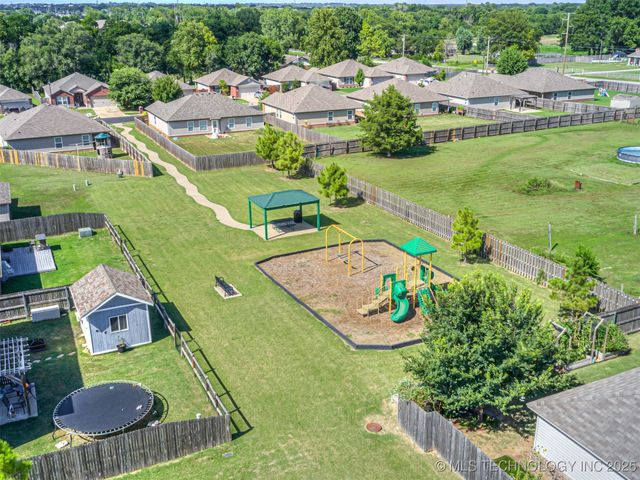 6606 N 128 East Avenue, Owasso, OK 74055