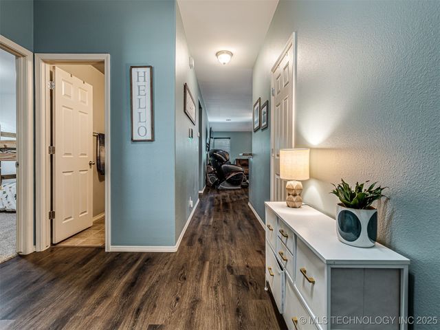 6606 N 128 East Avenue, Owasso, OK 74055