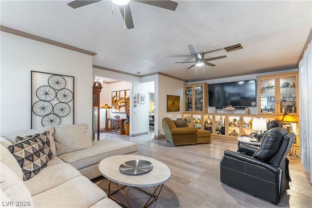 4064 Russian Rider Drive, Las Vegas, NV 89122