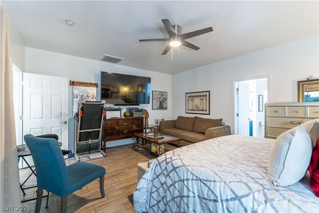 4064 Russian Rider Drive, Las Vegas, NV 89122