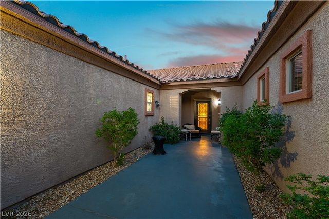 4064 Russian Rider Drive, Las Vegas, NV 89122