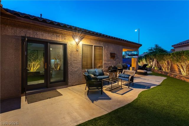 4064 Russian Rider Drive, Las Vegas, NV 89122