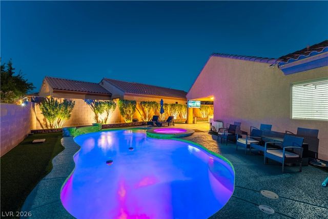 4064 Russian Rider Drive, Las Vegas, NV 89122