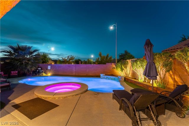4064 Russian Rider Drive, Las Vegas, NV 89122