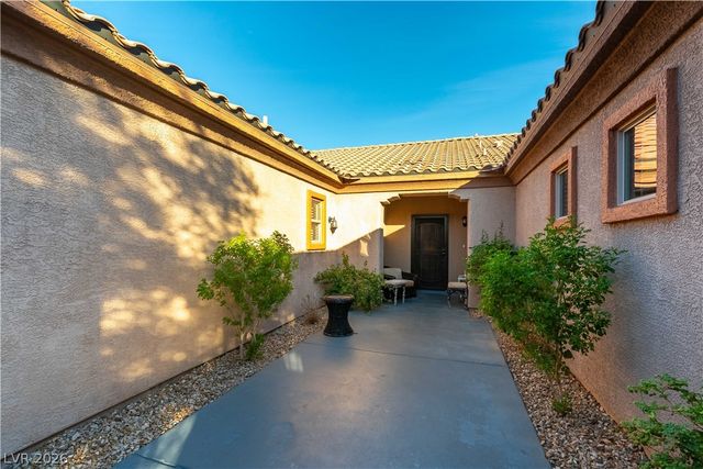 4064 Russian Rider Drive, Las Vegas, NV 89122