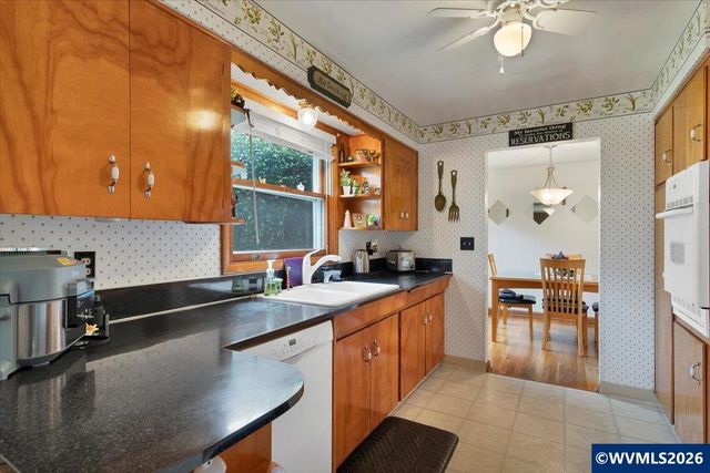 4239 Oakman St S, Salem, OR 97302