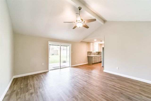 504 Avondale Lane, Friendswood, TX 77546