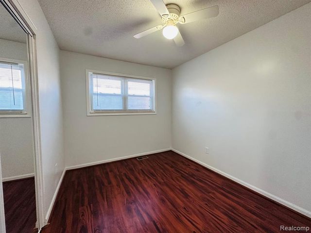 6784 Cooper Street, Taylor, MI 48180