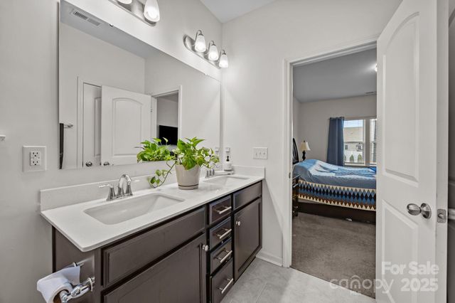 2015 Mcdonald Drive, Stanfield, NC 28163