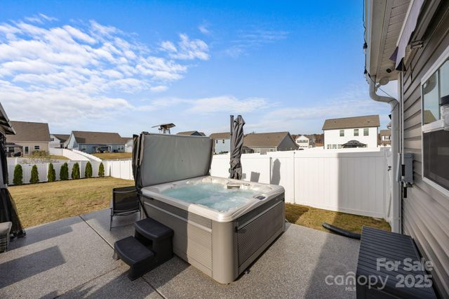 2015 Mcdonald Drive, Stanfield, NC 28163