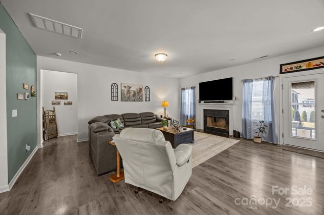 2015 Mcdonald Drive, Stanfield, NC 28163