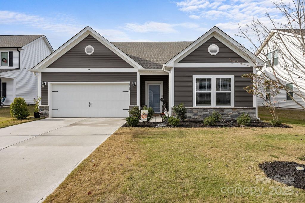 2015 Mcdonald Drive, Stanfield, NC 28163