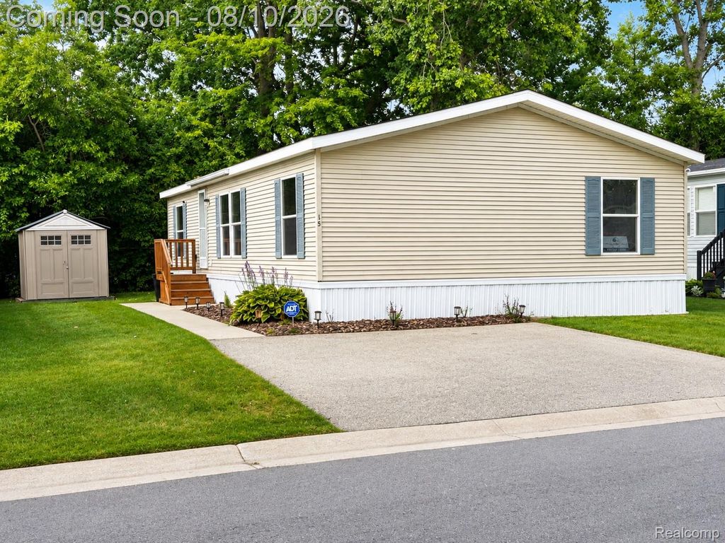 3730 Lapeer Road, Port Huron, MI 48060