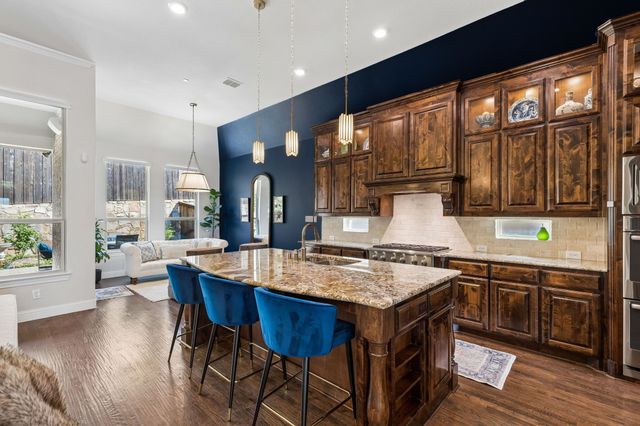 1104 Guthrie Court, Colleyville, TX 76034