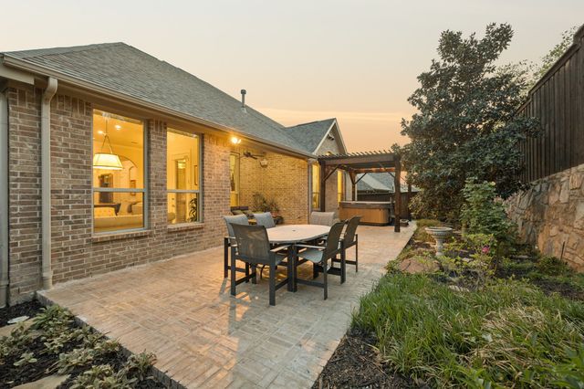 1104 Guthrie Court, Colleyville, TX 76034