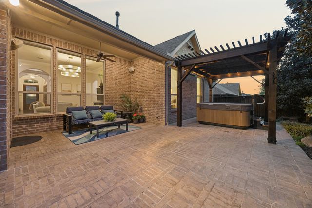 1104 Guthrie Court, Colleyville, TX 76034