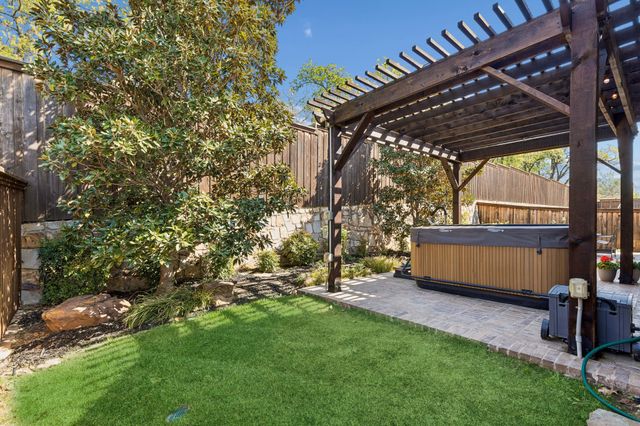 1104 Guthrie Court, Colleyville, TX 76034