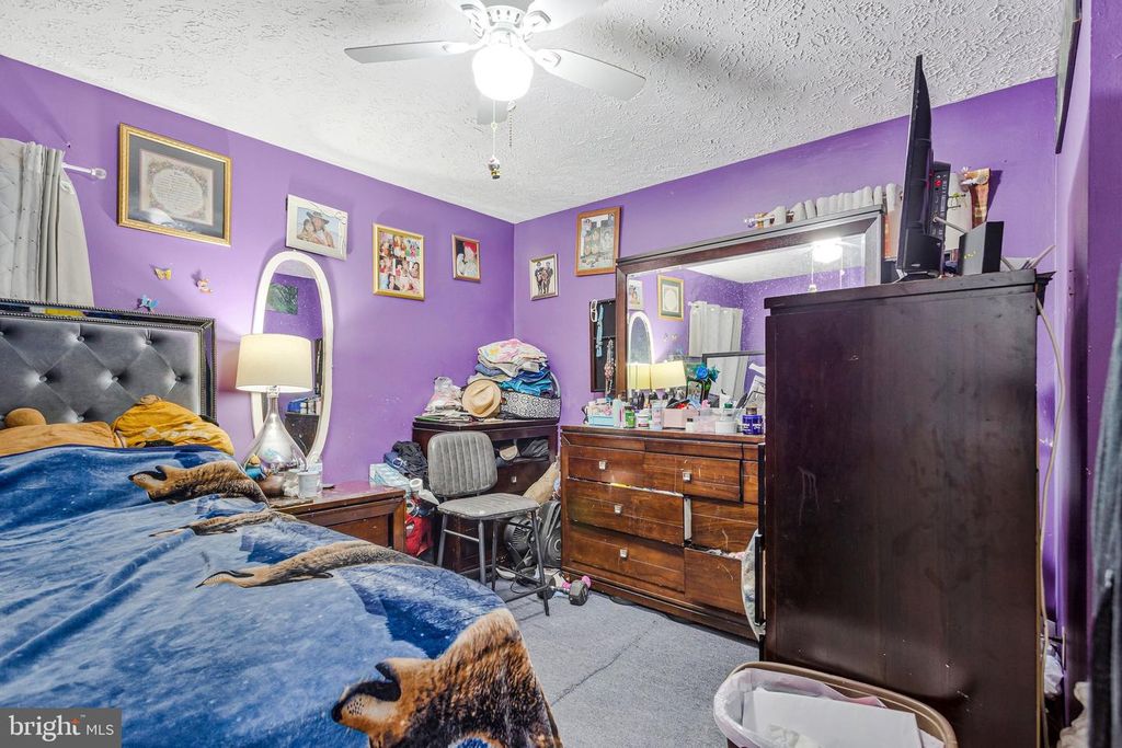Image 18 of property listing at 808 NARROWLEAF DR, Upper Marlboro, MD 20774