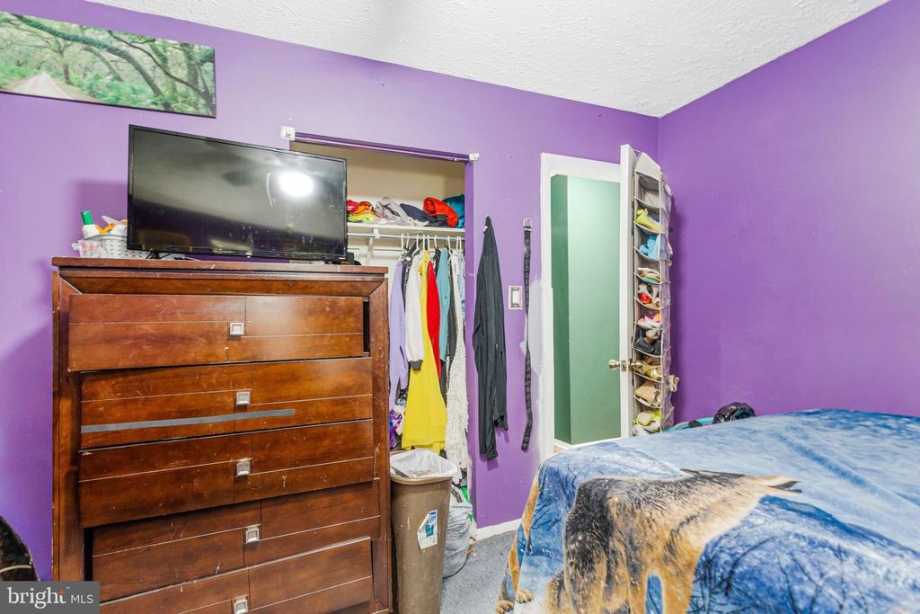 Image 19 of property listing at 808 NARROWLEAF DR, Upper Marlboro, MD 20774