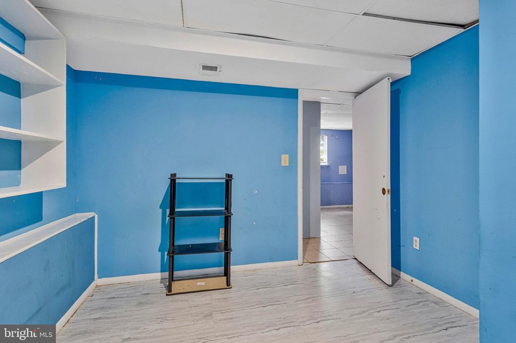 Image 33 of property listing at 808 NARROWLEAF DR, Upper Marlboro, MD 20774