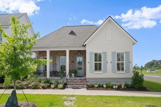 1304 Market Square Rd, Zachary, LA 70791