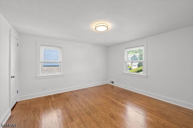 367 Essex Ave, Bloomfield Twp., NJ 07003