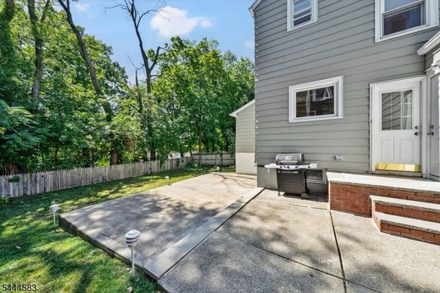 367 Essex Ave, Bloomfield Twp., NJ 07003