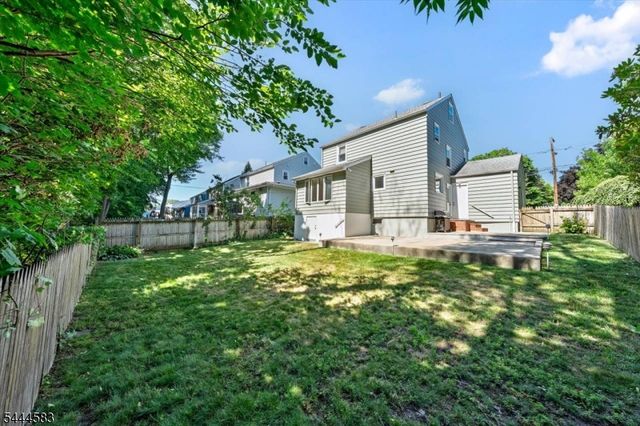 367 Essex Ave, Bloomfield Twp., NJ 07003