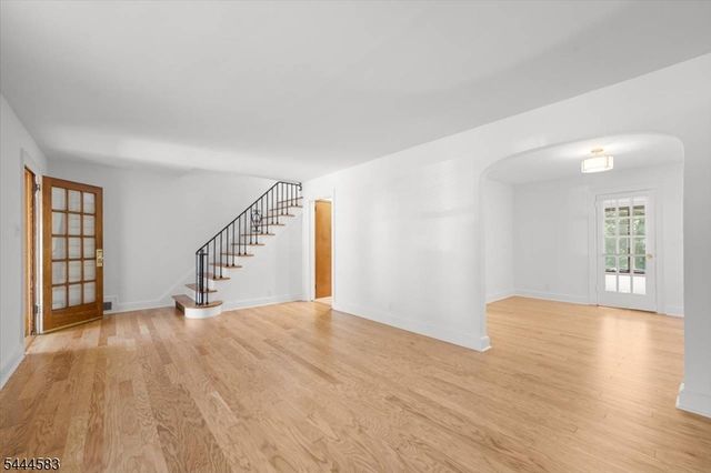 367 Essex Ave, Bloomfield Twp., NJ 07003