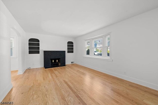 367 Essex Ave, Bloomfield Twp., NJ 07003