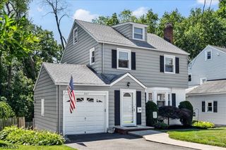 367 Essex Ave, Bloomfield Twp., NJ 07003