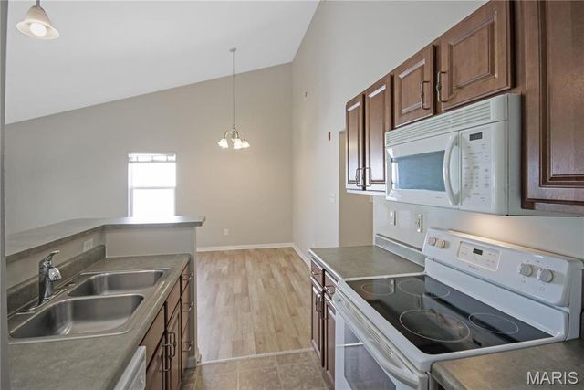 50 Stonewall Creek Court, Dardenne Prairie, MO 63368