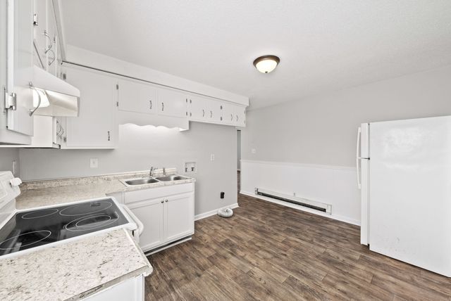 110 Tandy Dr Apt B, Clarksville, TN 37042