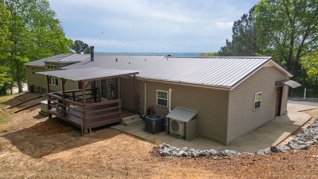 116 Crocker Rd, Buchanan, TN 38222