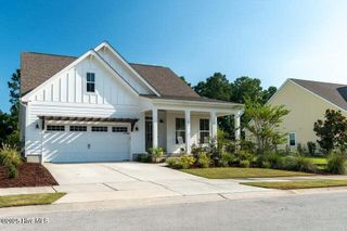 166 Twining Rose Lane, Holly Ridge, NC 28445