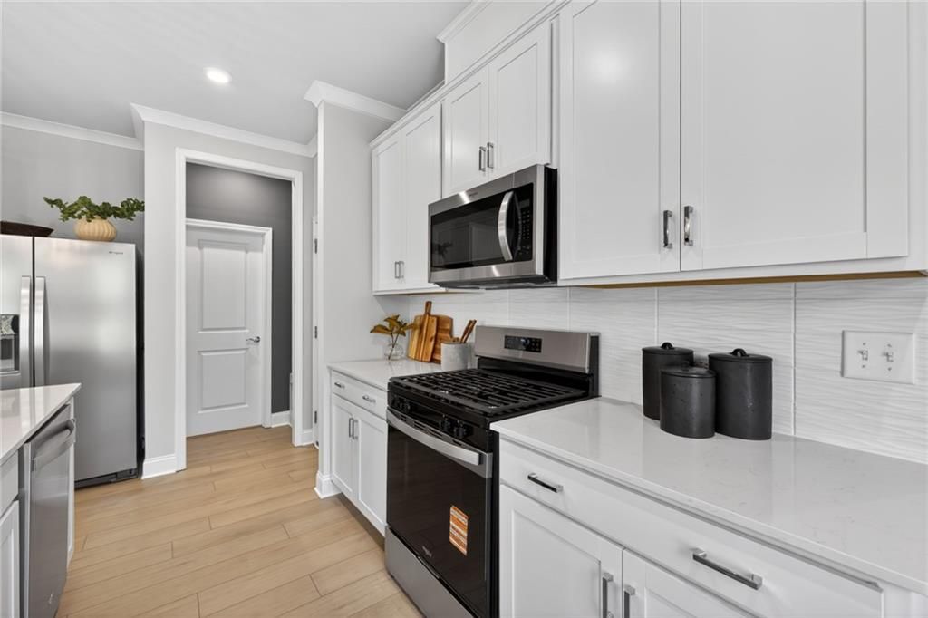 Image 10 of property listing at 3245 Cherry Grove Way, Cumming, GA 30040