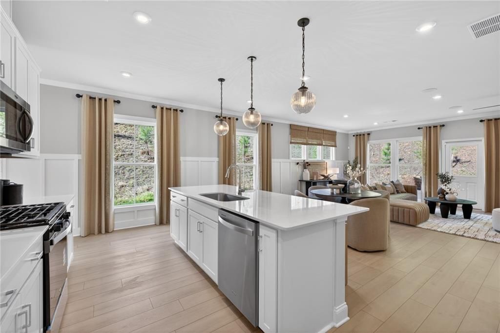 Image 11 of property listing at 3245 Cherry Grove Way, Cumming, GA 30040